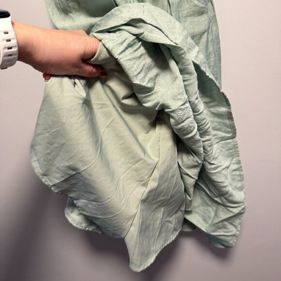 Urban Outfitters Romper Dress Light Green NWT Medium - Picture 5 of 9